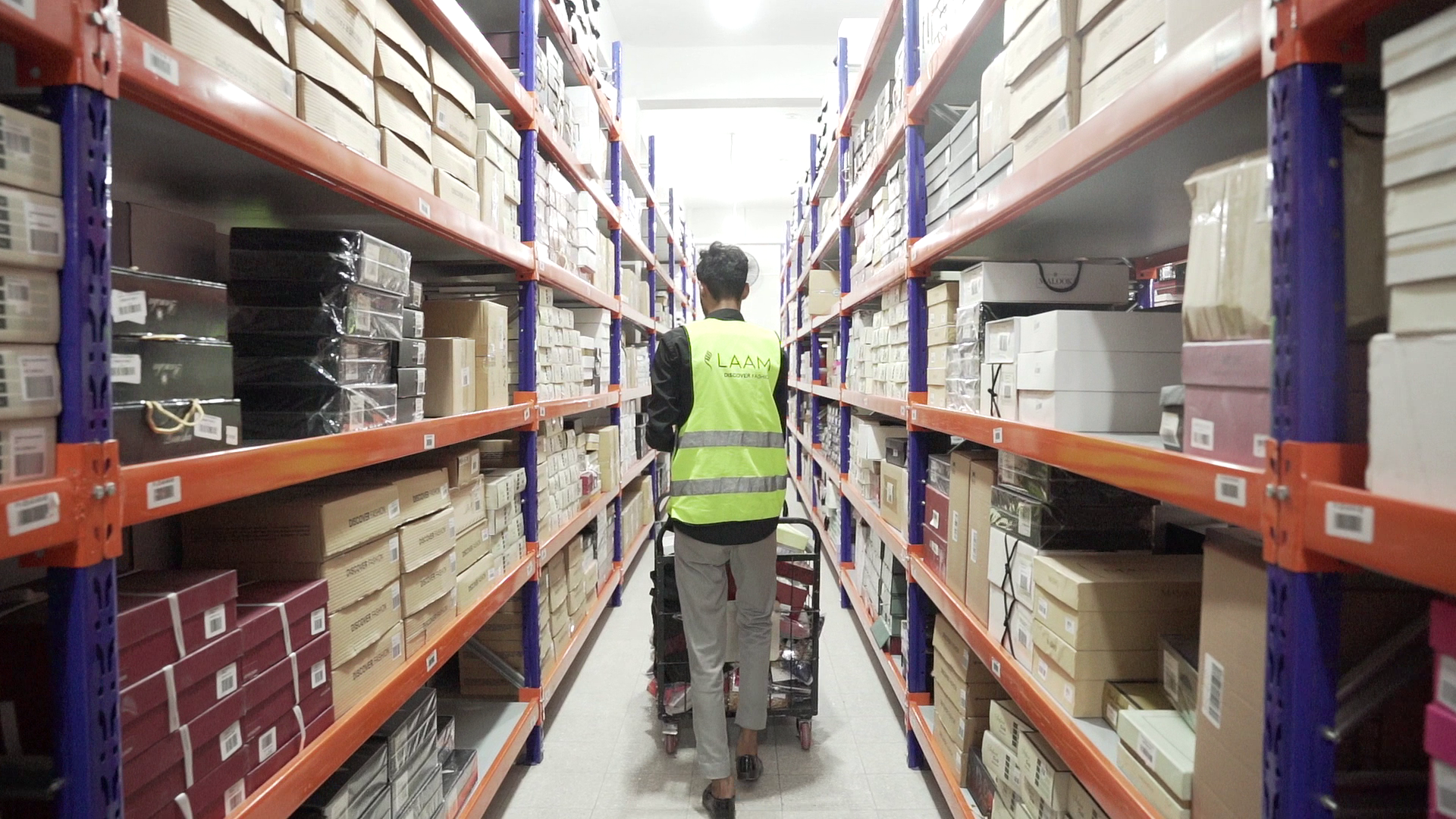 inventory putaway on the shelves.png